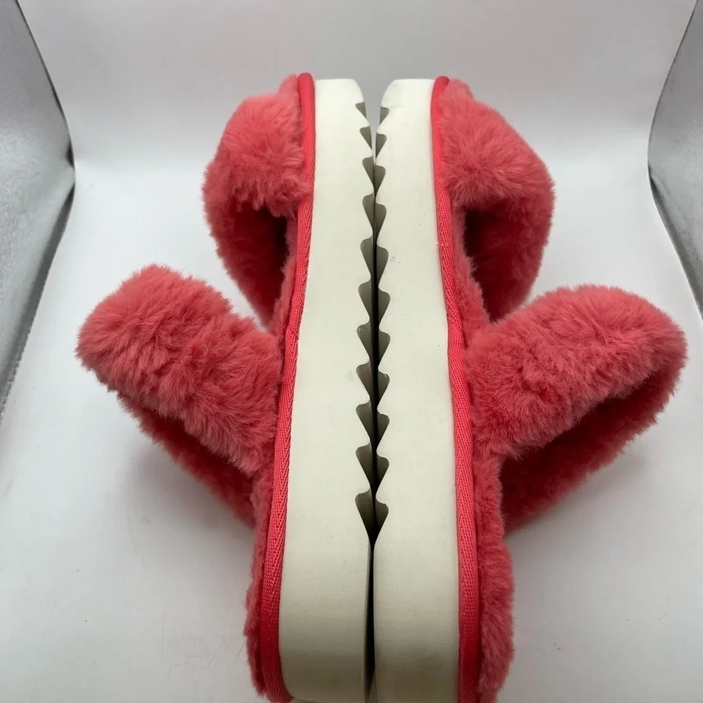 Koolaburra by UGG faux fur double strap sandals size 9